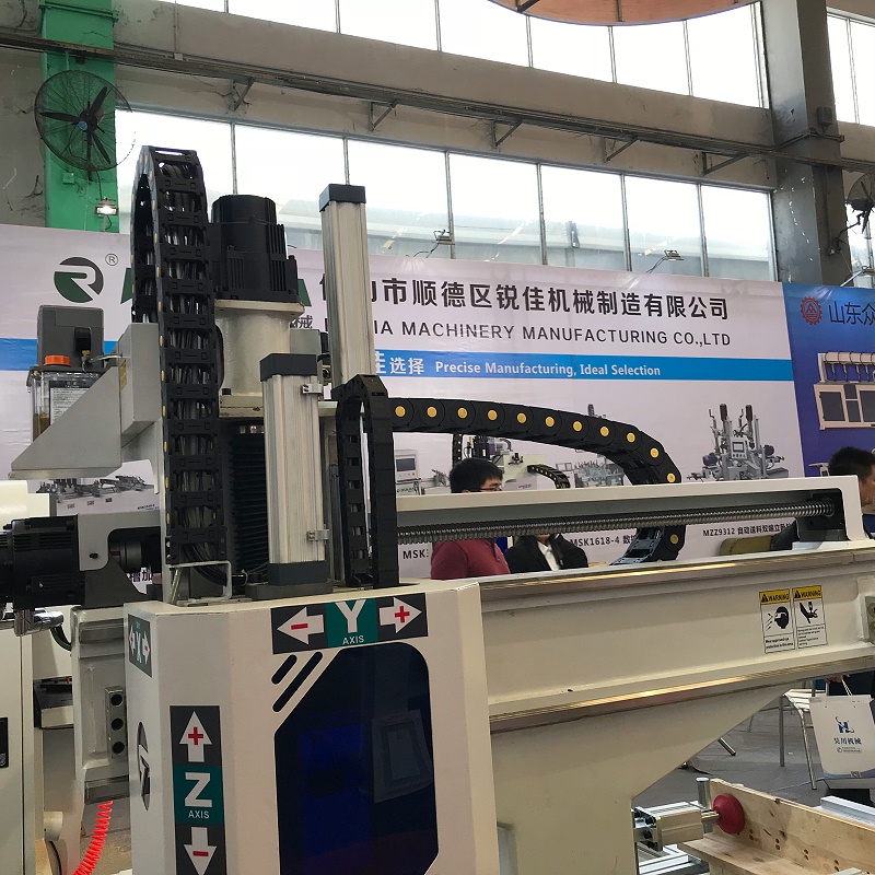 歐拓拉手廠家專業生產拉手,內波紋手輪,背波紋手輪,橢圓拉手,膠木拉手,方形拉手